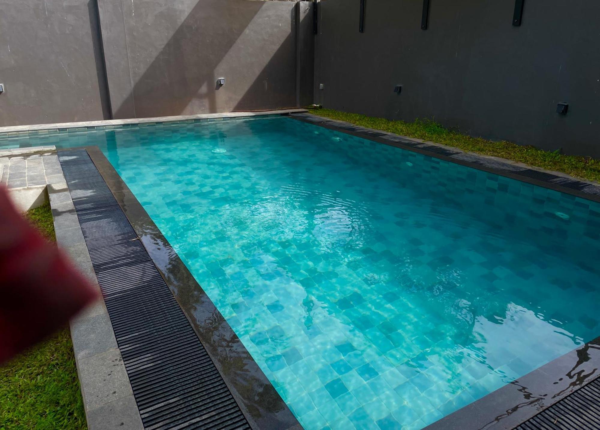 Negombo Morawala Beach Villa Luaran gambar