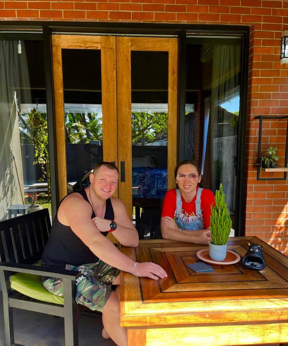 Negombo Morawala Beach Villa Luaran gambar
